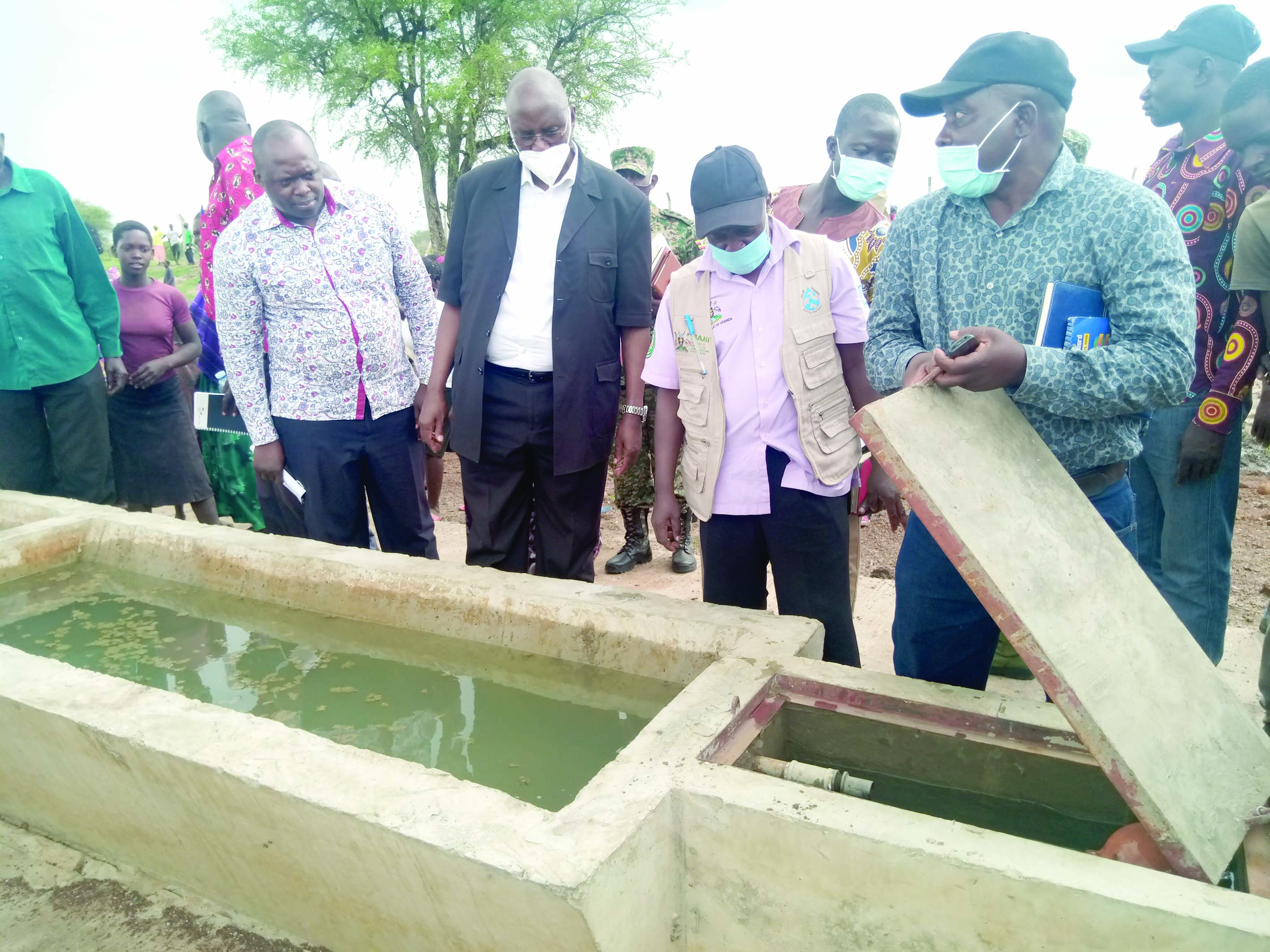 Minister and CAO in the launch of Onganyakonye valley dam Minister and CAO in the launch of Onganyakonye valley dam